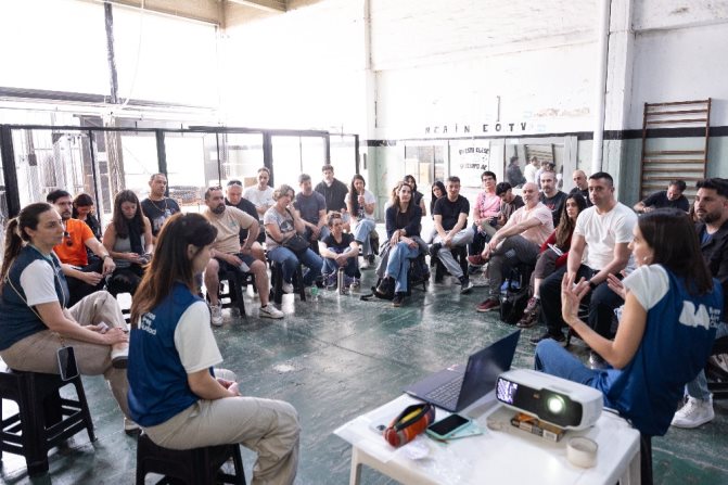 Se llevó adelante una charla de Psicología Deportiva y Nutrición para las Selecciones masculinas de FeBAMBA - Imagen 1